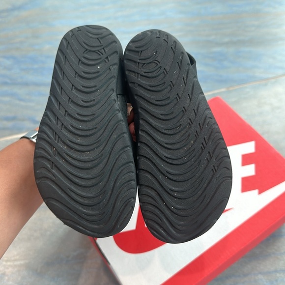 Nike Sunray Protect 2
Little Kids' Sandals
$38 9c - Picture 7 of 8